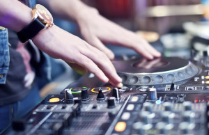 cD1iMGZkY2U2ZWY3ZDc2ZTJiOGY3NGRkM2M5MGNlMGNkNyZnPWRiMTA5ZjdjZWFmMzdkZDBlOGY3NDQxMzFiMzU2M2M2-800x400